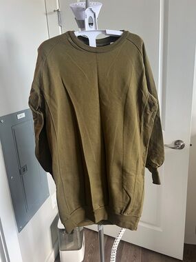 Men's Olive Crewneck Sweater - Casual Pullover